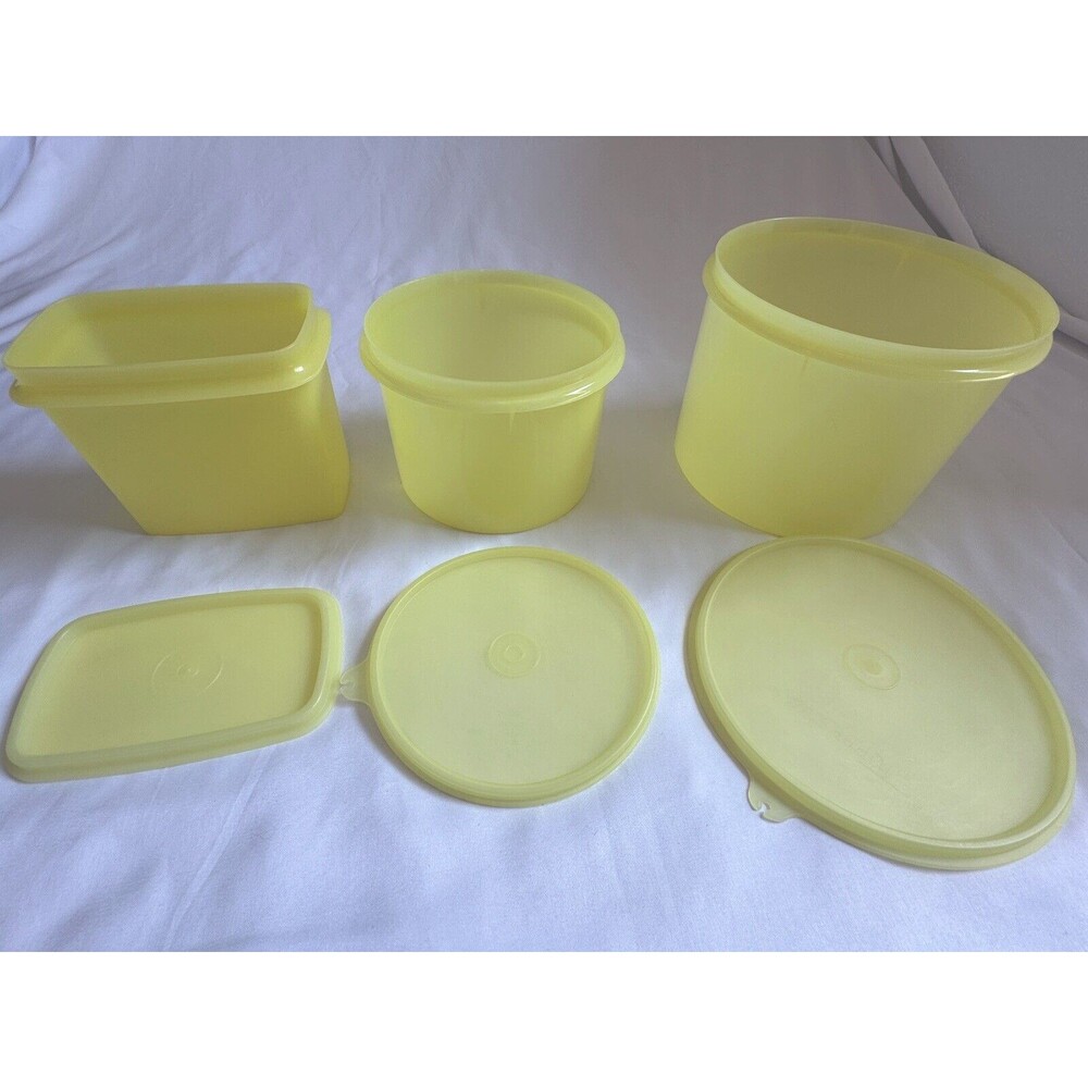 Vintage Tupperware Lot of 3 yellow storage canisters 2 round/nesting 1 rectangle
